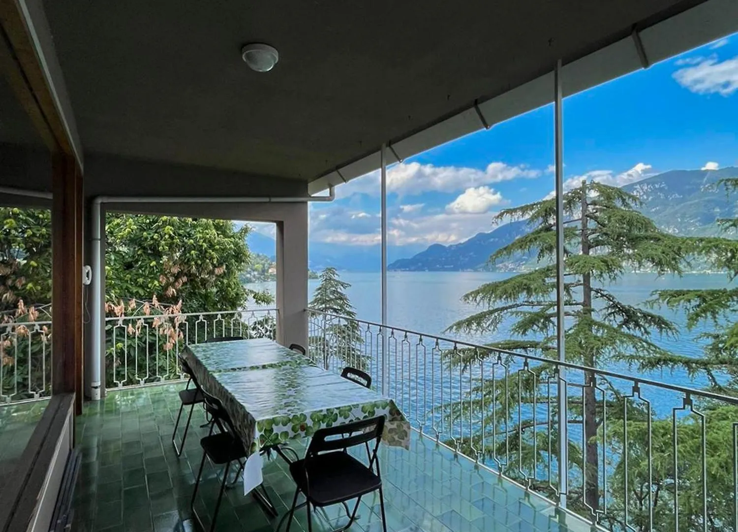 La Terrazza Sul Lago Limonta Italy